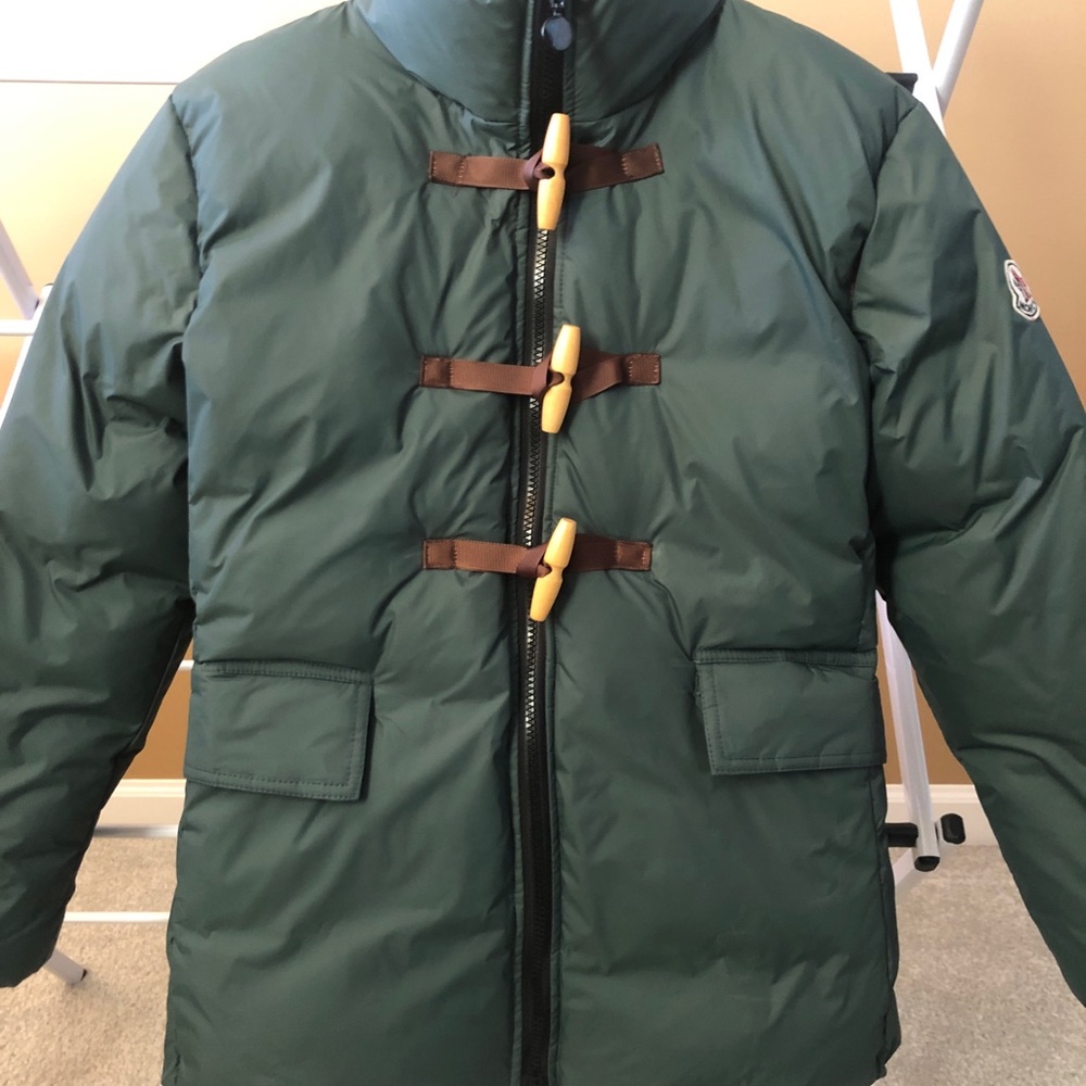Moncler coat / jacket